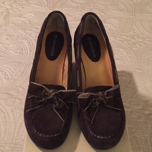Naturalizer Bambi-Brown Suede Pumps Size 8.5